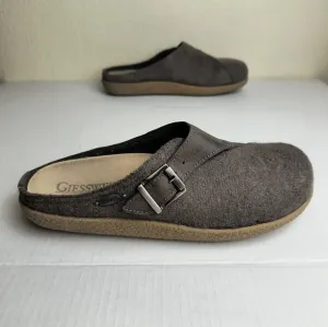 Giesswein Brown Clogs with Wool Upper and Adjustable Strap Unisex W-10/ M-8