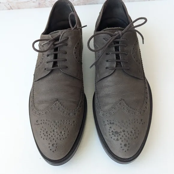 Giorgio Armani Brown Leather Oxfords with Brogue Detailing