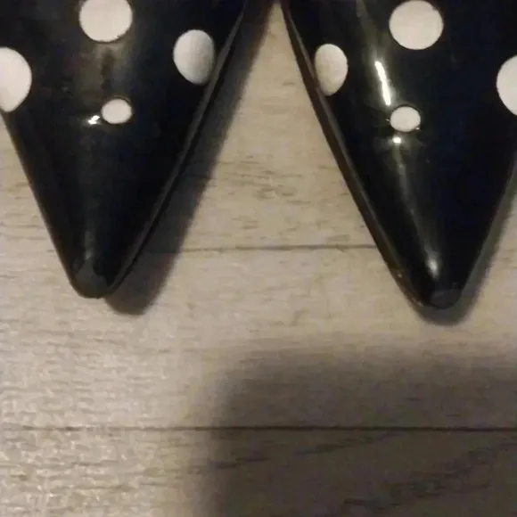 Giuseppe Zanotti Black/White Polka-Dot Kitten Heels Size 8.5AA Patent Leather