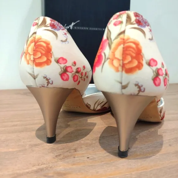 Giuseppe Zanotti ivory floral d'orsay pointed toe kitten heels 36 $895
