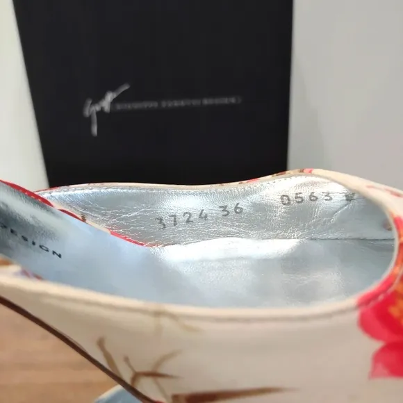 Giuseppe Zanotti ivory floral d'orsay pointed toe kitten heels 36 $895