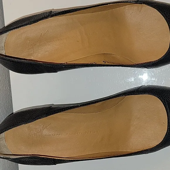 Giuseppe Zanotti Kitten Heels