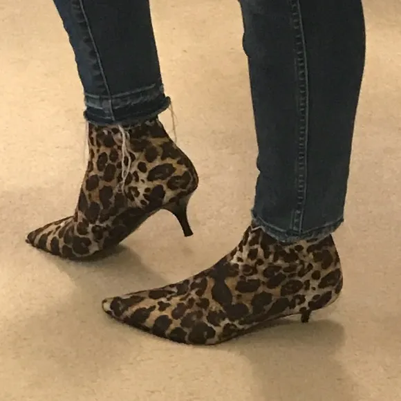 Giuseppe Zanotti stretch leopard kitten heels