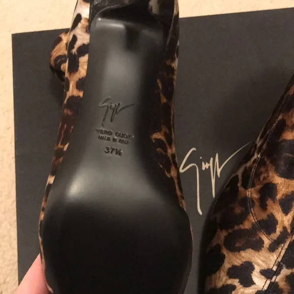 Giuseppe Zanotti stretch leopard kitten heels