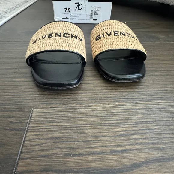 Givenchy 4G flat mules in raffia