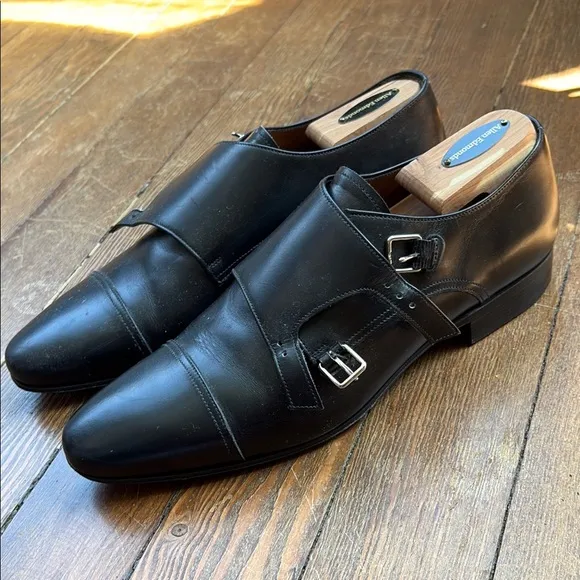 Givenchy Black Oxford Leather Shoes Sleek Cap-Toe Design
