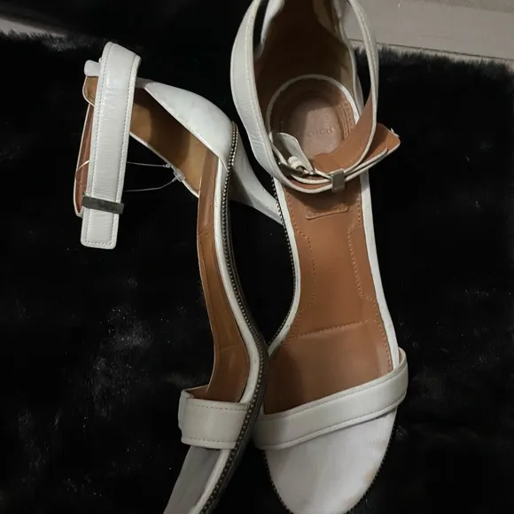 Givenchy knitted White Ankle Strap Heels size 7