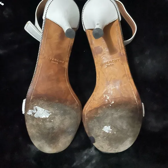 Givenchy knitted White Ankle Strap Heels size 7