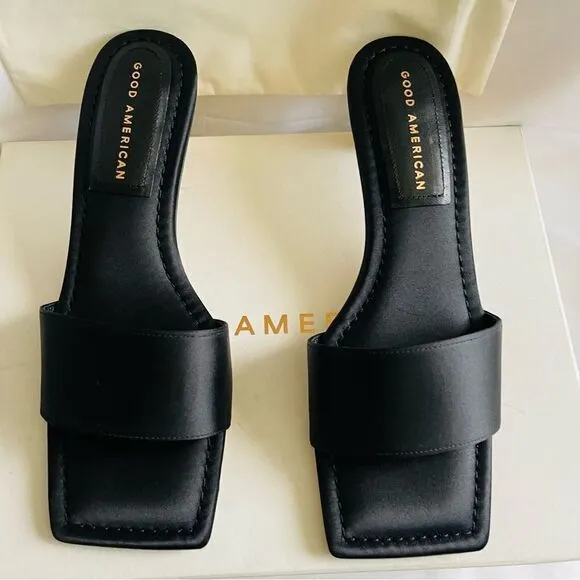 Good American Kickstand Slide Sandal In Black Size 7