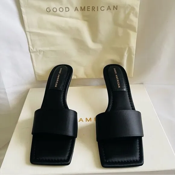 Good American Kickstand Slide Sandal In Black Size 7