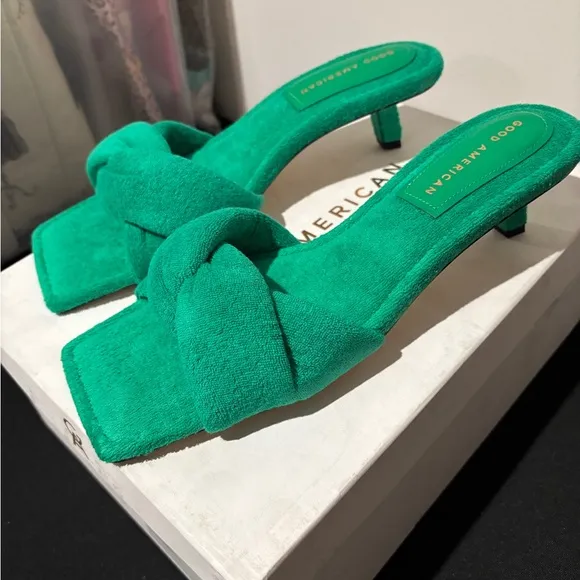 Good American Terry Kickstand Mules 9 GREEN TERRY NIB