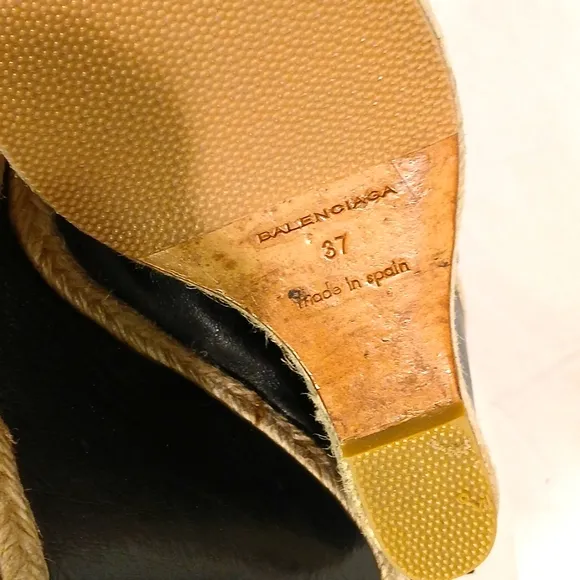 Gorgeous Balenciaga Black Leather Slingback Platform Wedge Espadrille Heels