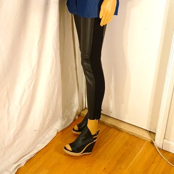 Gorgeous Balenciaga Black Leather Slingback Platform Wedge Espadrille Heels