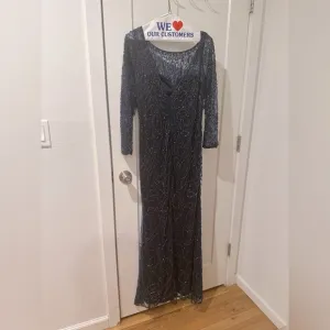 Gorgeous fully beadedd Christina Wu elegance dress size 12