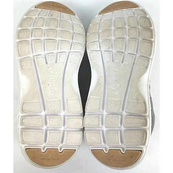 Gravity Defyer Sneaker 7 XLR8 Running Shoes Womens Gray Peach Silver Womens