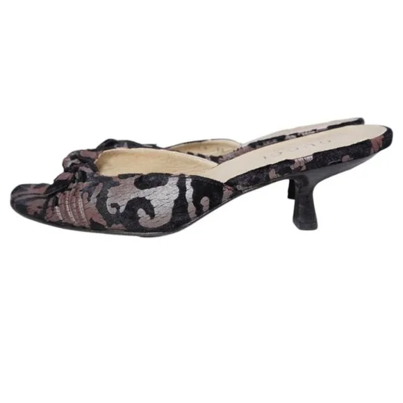 Gucci Crushed Velvet Peep Toe Kitten Heels, Size 5.5