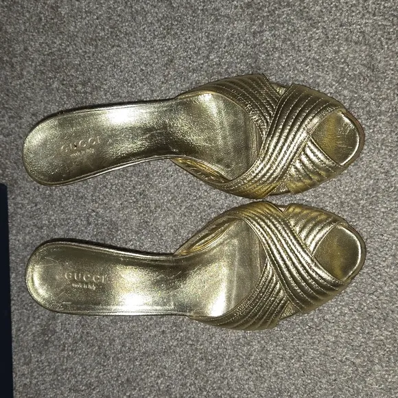 Gucci kitten heels