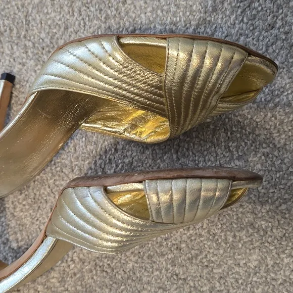 Gucci kitten heels