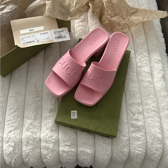 Gucci Pink Mules with Minimalist Design