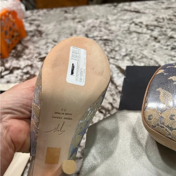 GUISEPPE ZANOTTI LEATHER FLORAL PRINT SLINGBACK PUMPS       SIZE 39