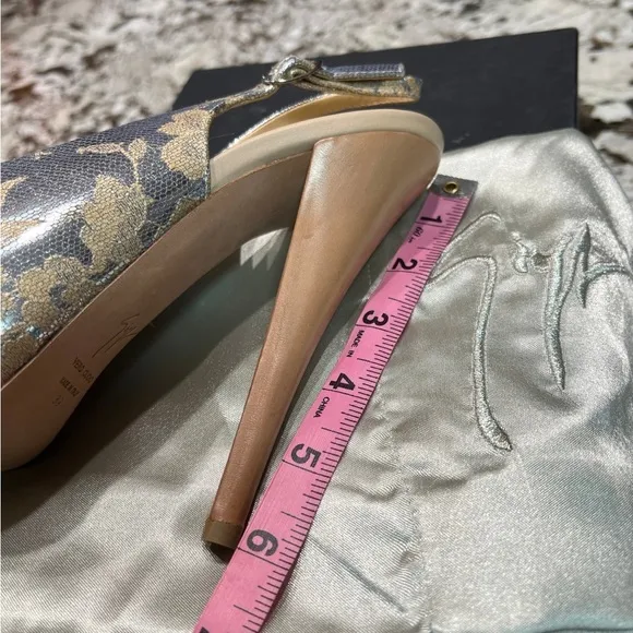 GUISEPPE ZANOTTI LEATHER FLORAL PRINT SLINGBACK PUMPS       SIZE 39