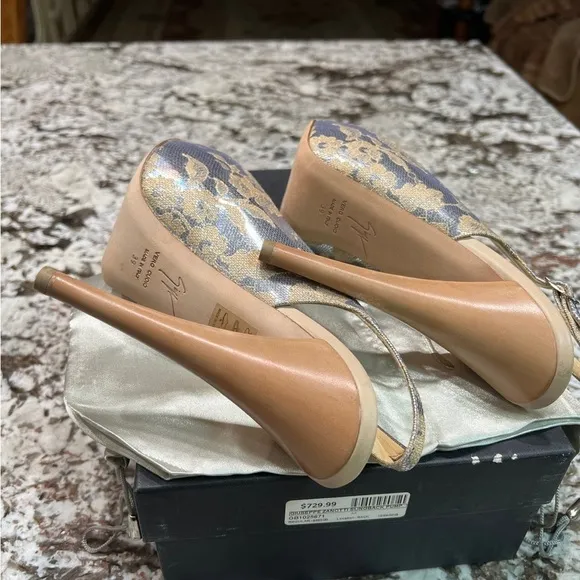 GUISEPPE ZANOTTI LEATHER FLORAL PRINT SLINGBACK PUMPS       SIZE 39