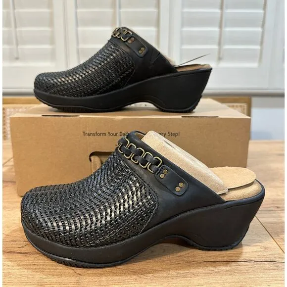 Halsa Footwear Chloe Clog Black Sz 8 NIB Woven Upper Chain Hardware Arch Support