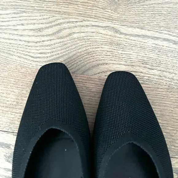 Halston black square toe knit kitten heels