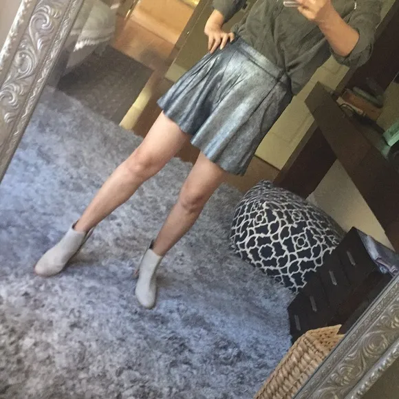 Halston heritage lamb suede leather shorts
