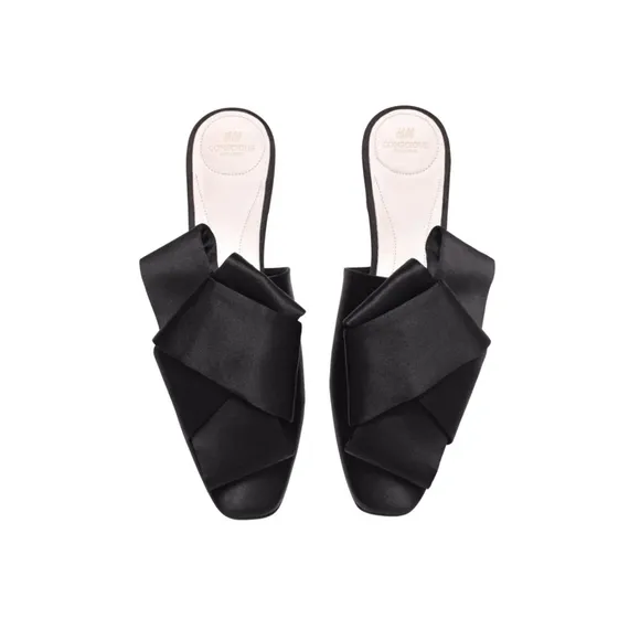 H&amp;M CONSCIOUS EXCLUSIVE PREMIUM QUALITY Black Flat Mules With Front Bow Size 6