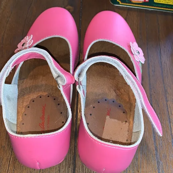 Hanna Andersson Swedish Mary Jane Clogs
