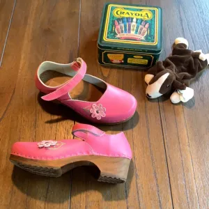 Hanna Andersson Swedish Mary Jane Clogs
