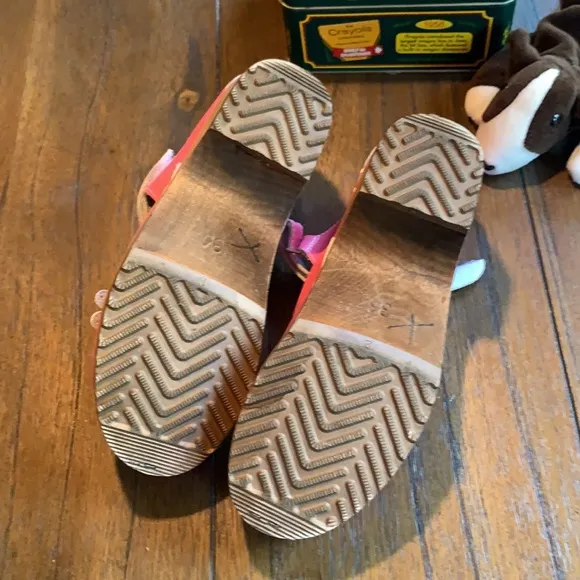 Hanna Andersson Swedish Mary Jane Clogs