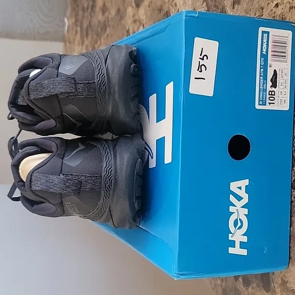 Hoka Challenger Woman's Black Running Shoes Size 10B