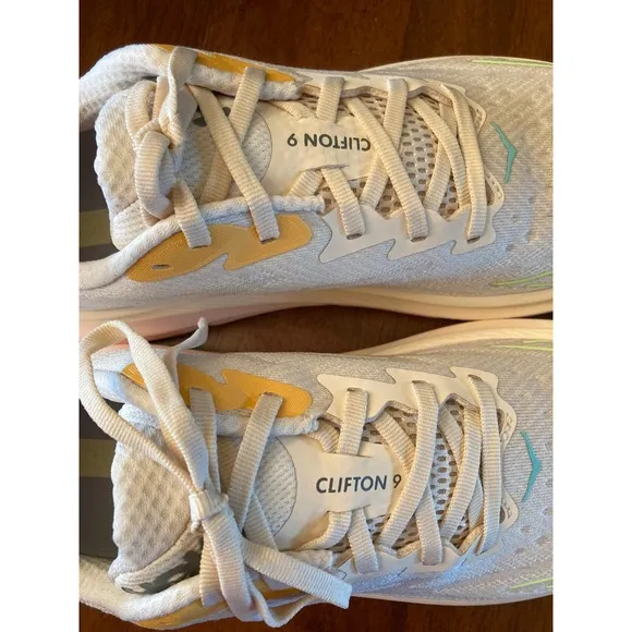Hoka Clifton 9 Running Shoes Lightweight Cushioned Comfort Women's Size 10B