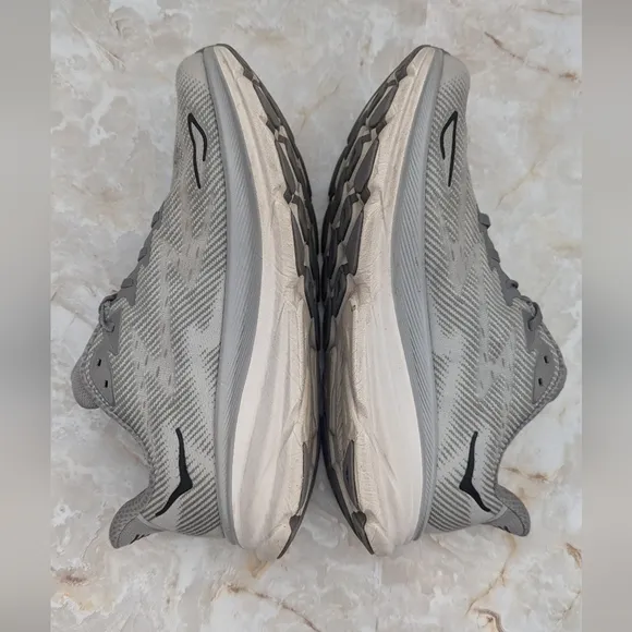 Hoka Man's Clifton 9 Running Shoes  Gray  Trainers Gym Shoes Size 11.5D