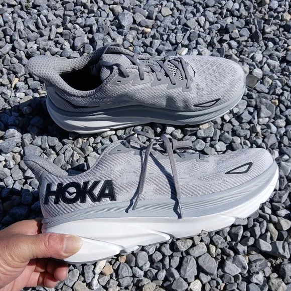 Hoka One Clifton 9 Comfort/RunningMedical Field Shoes Size 11 for Men