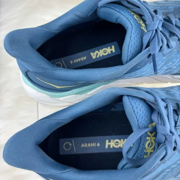 HOKA ONE ONE ARAHI 6 ATHLETIC SHOES RUNNING SNEAKERS SIZE 9.5 MAN