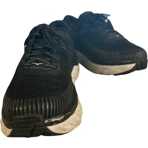 Hoka One One Bondi 7 Size 10.5 Black/White Running Shoes