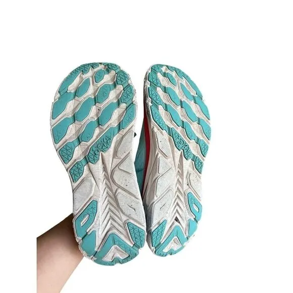 Hoka One One Clifton Women’s Blue Running Athletic Shoes size 10.5B