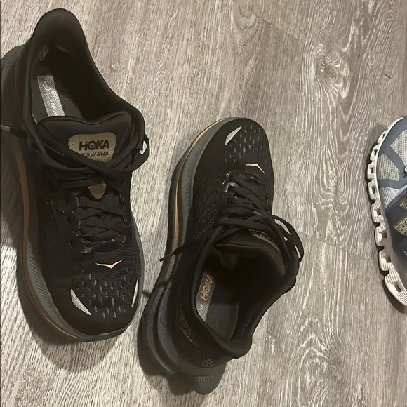 Hoka One One Kawana Black and Bronze Shoes