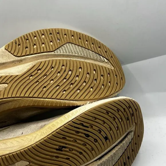 Hoka One One Mens Mach 6 Mens Size 4MD Beige Running Shoes Sneakers 1147790 OKB