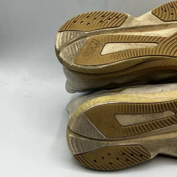 Hoka One One Mens Mach 6 Mens Size 4MD Beige Running Shoes Sneakers 1147790 OKB