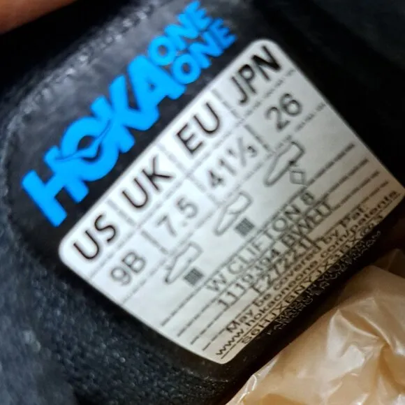 Hoka One One Womens Clifton 8 Sz 9B Running Shoes Black Sneakers 1119394