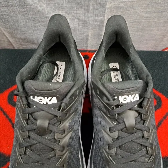 Hoka One One Womens Clifton 8 Sz 9B Running Shoes Black Sneakers 1119394