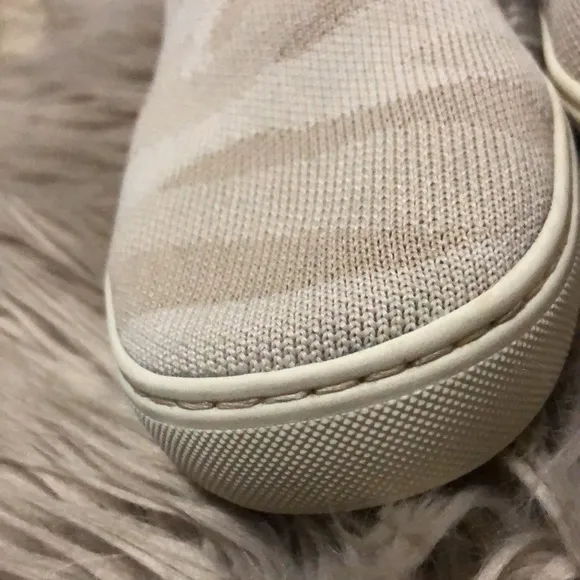 HP🎉-Gorgeous Rothy’s Chelsea Boot Style Slip On Shoe-Camo Sand-Sz 8.5-EUC
