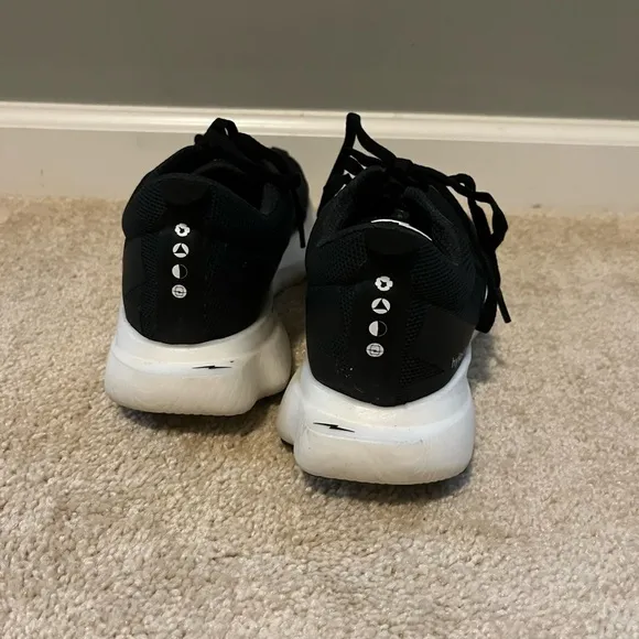 Hylo Impact Running Shoes