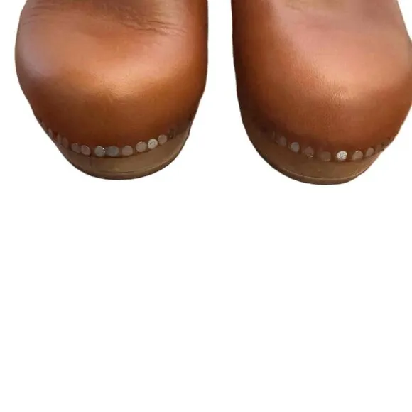 Isabel Marant Tan Studded Leather Clogs Mules Size 35