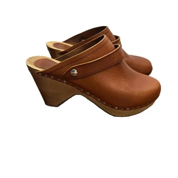 Isabel Marant Tan Studded Leather Clogs Mules Size 35
