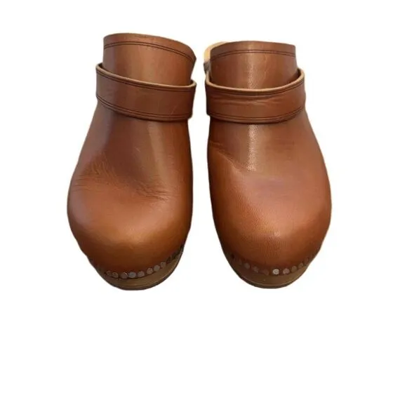 Isabel Marant Tan Studded Leather Clogs Mules Size 35
